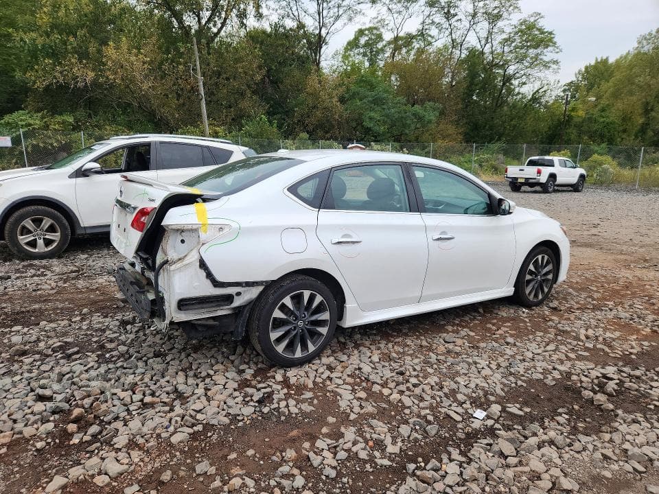 2019 NISSAN SENTRA SR 3