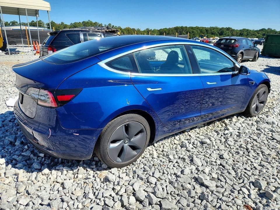2020 TESLA MODEL 3 3
