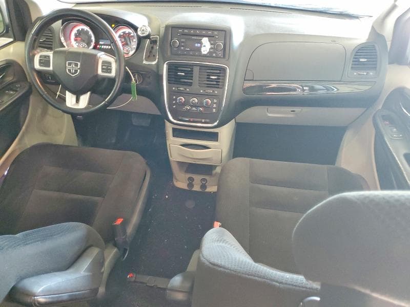 2017 DODGE GRAND CARAVAN SE 8
