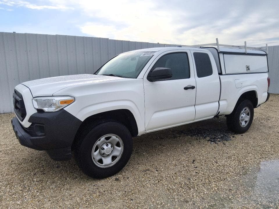 2022 TOYOTA TACOMA SR