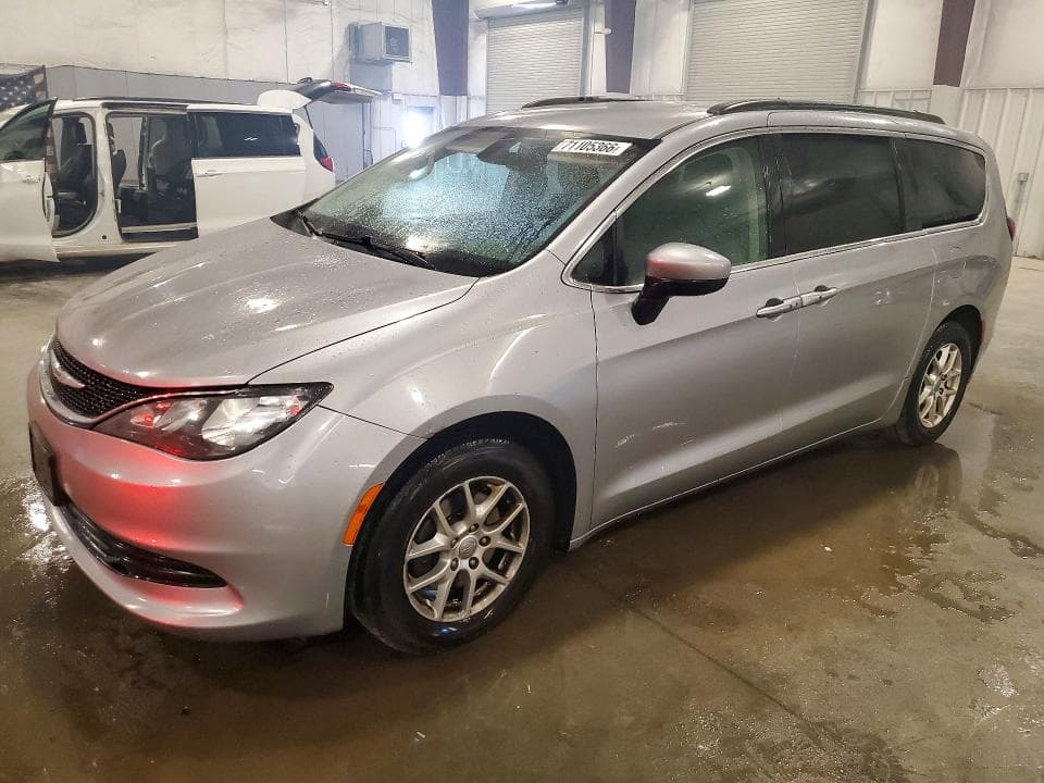 2020 CHRYSLER VOYAGER LXI