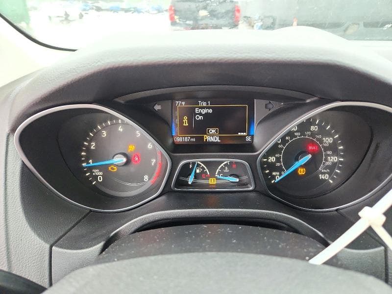 2017 FORD FOCUS SE 9