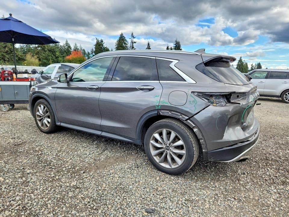 2021 INFINITI QX50 LUXE 2