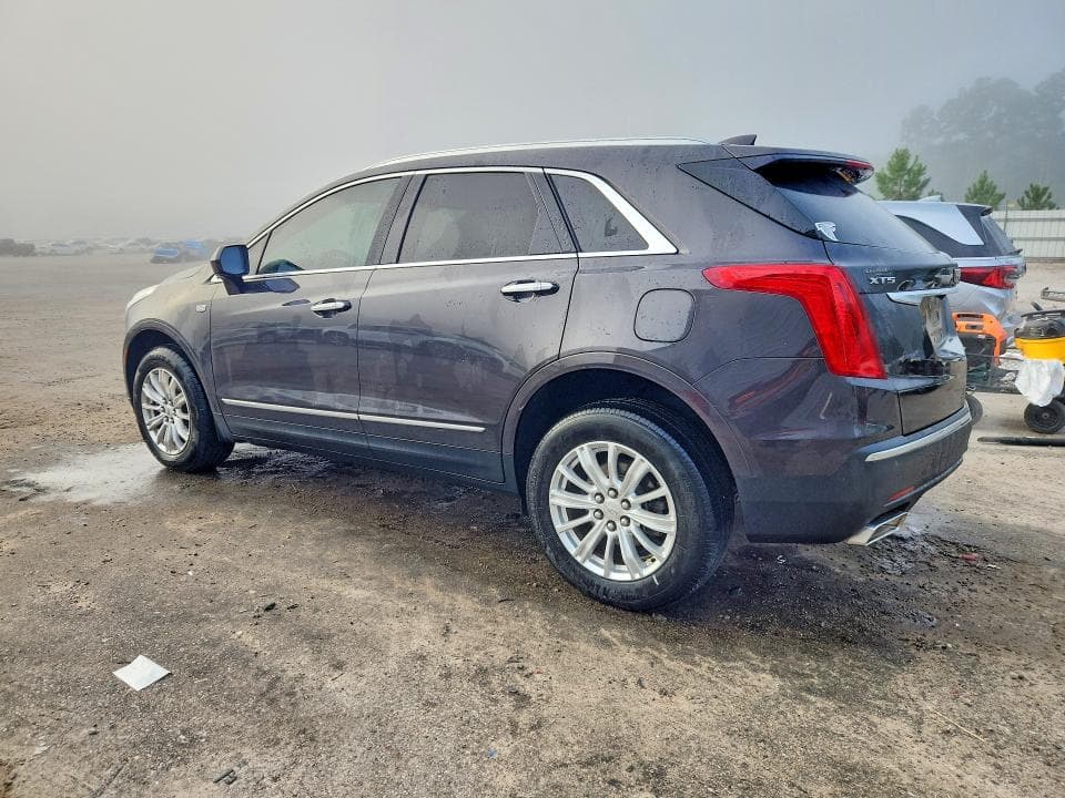 2017 CADILLAC XT5 2