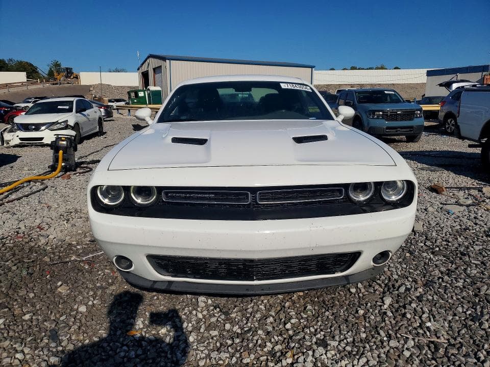 2019 DODGE CHALLENGER SXT 5
