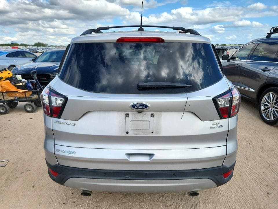 2017 FORD ESCAPE SE 6