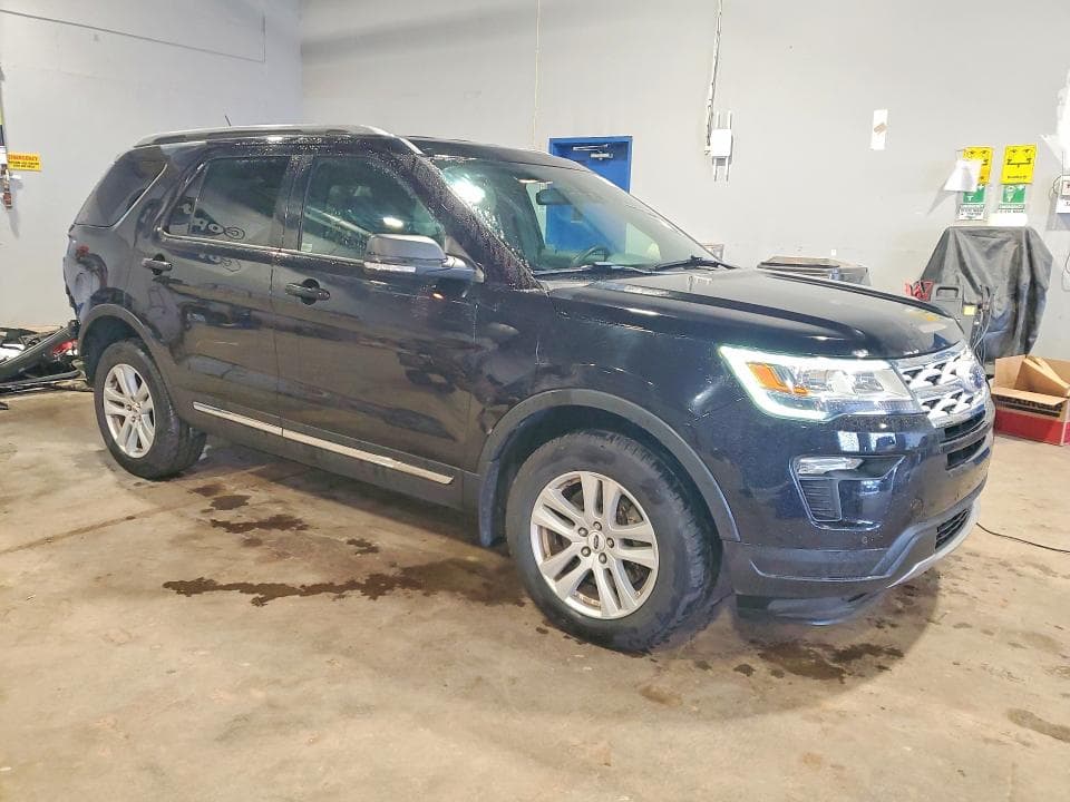 2019 FORD EXPLORER XLT 4
