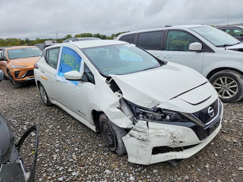 2019 NISSAN LEAF S 4