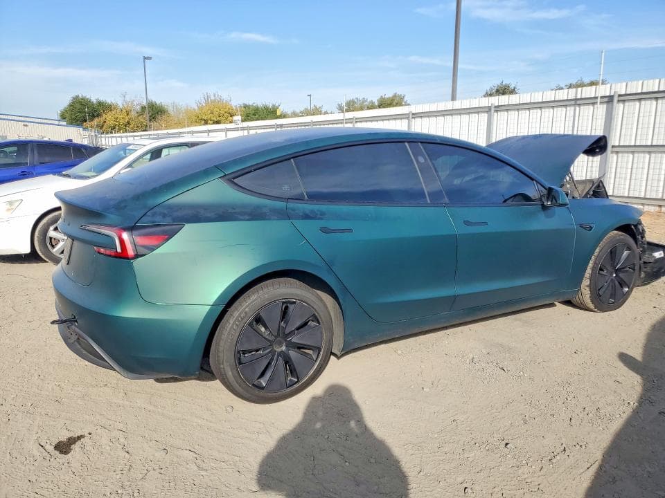 2024 TESLA MODEL 3 3