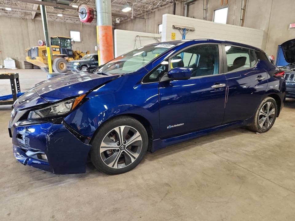 2019 NISSAN LEAF SV - 1