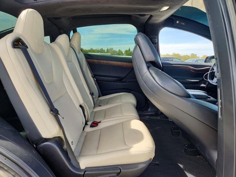 2018 TESLA MODEL X 11