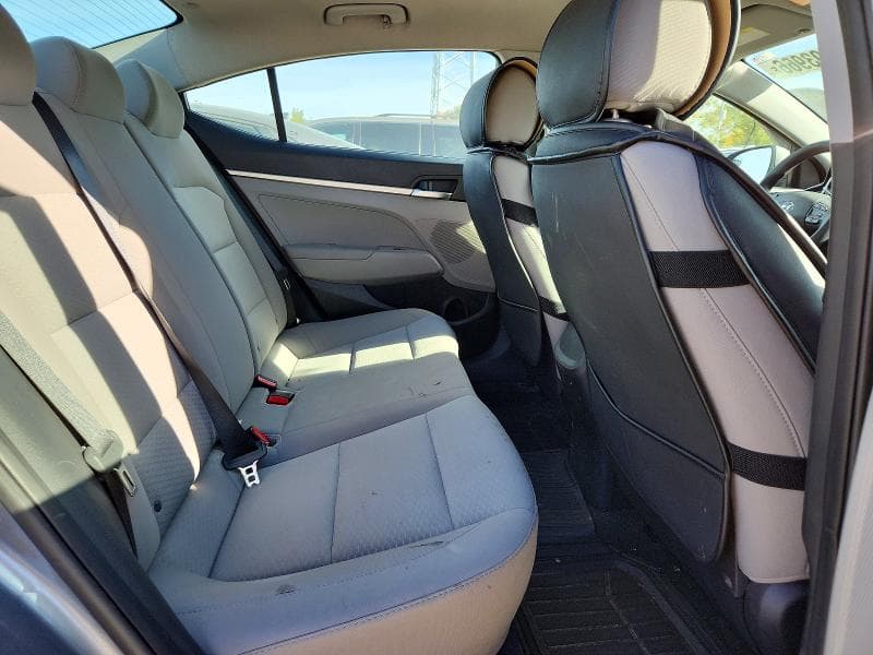 2019 HYUNDAI ELANTRA SE 10