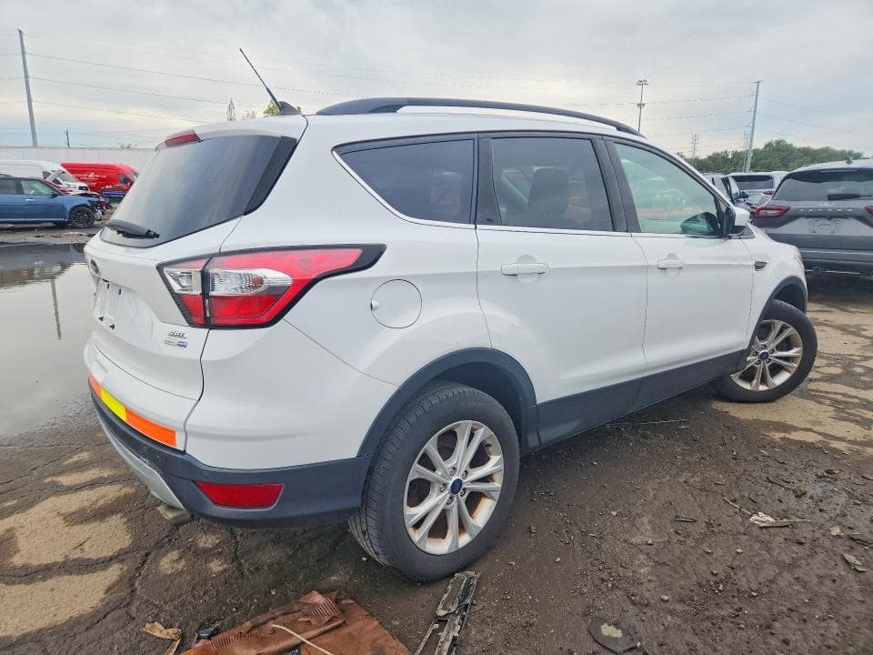 2018 FORD ESCAPE SEL 3