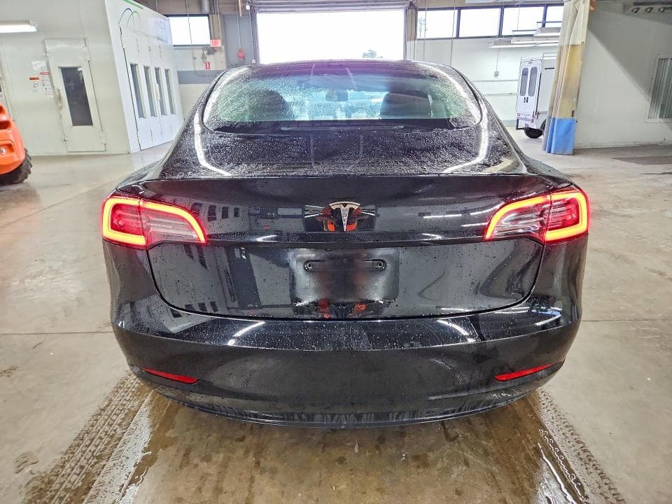 2023 TESLA MODEL 3 6
