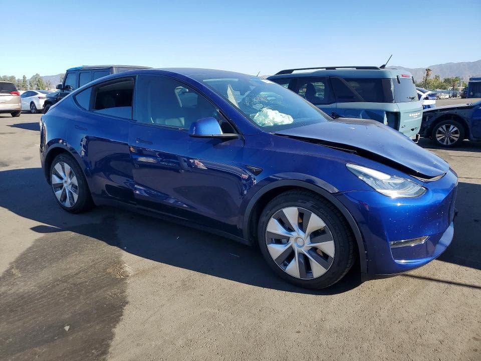2021 TESLA MODEL Y 4