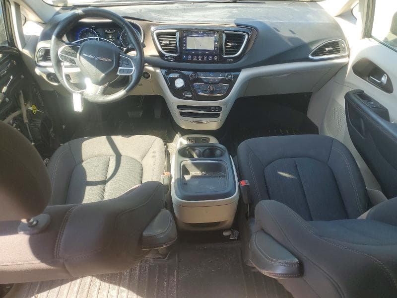 2019 CHRYSLER PACIFICA TOURING PLUS 8