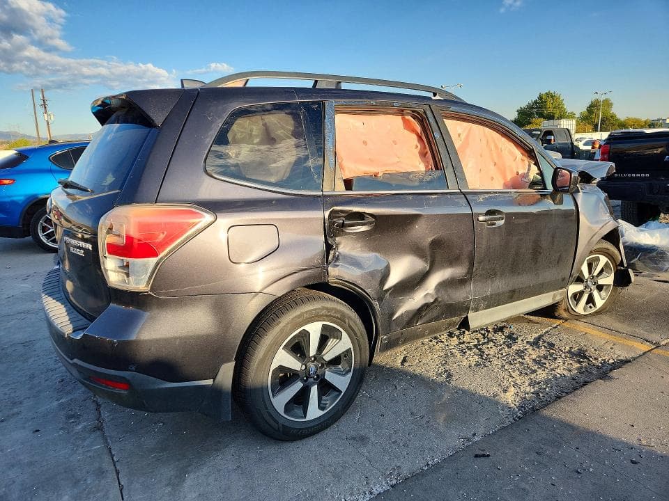 2017 SUBARU FORESTER 2.5I LIMITED 3