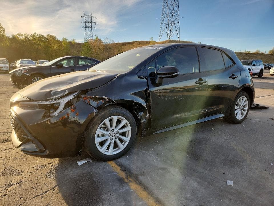 2026 TOYOTA COROLLA HATCHBACK SE