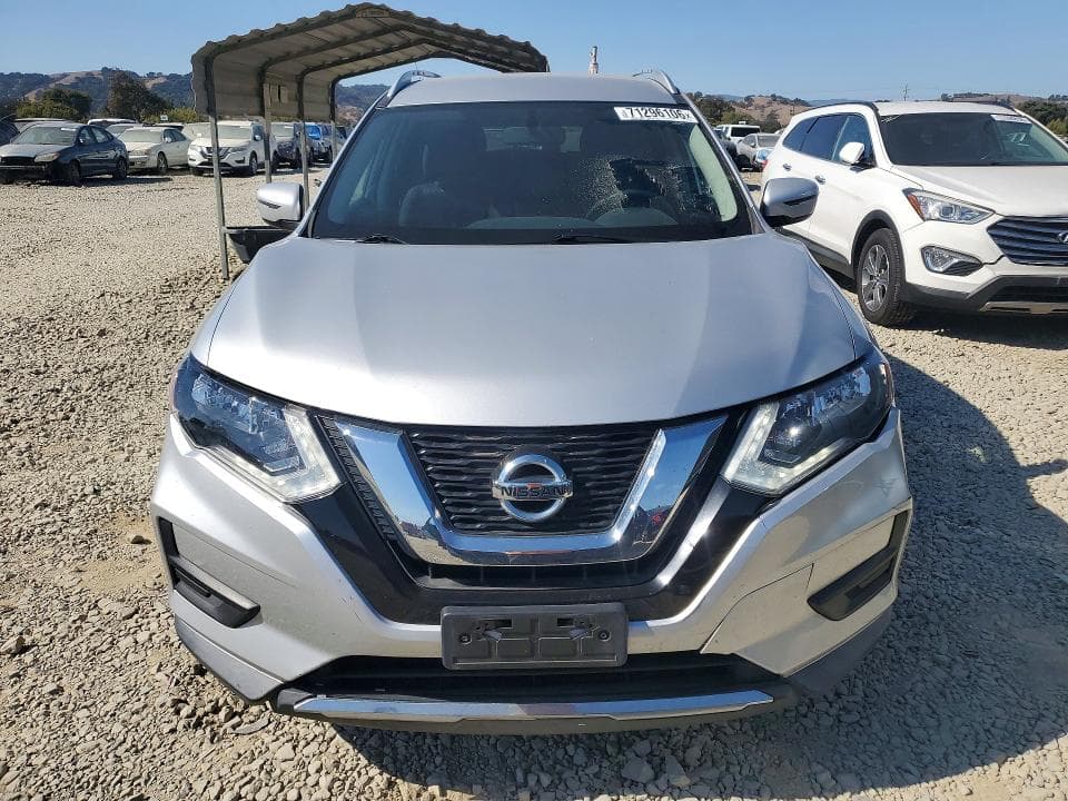 2017 NISSAN ROGUE SV 5
