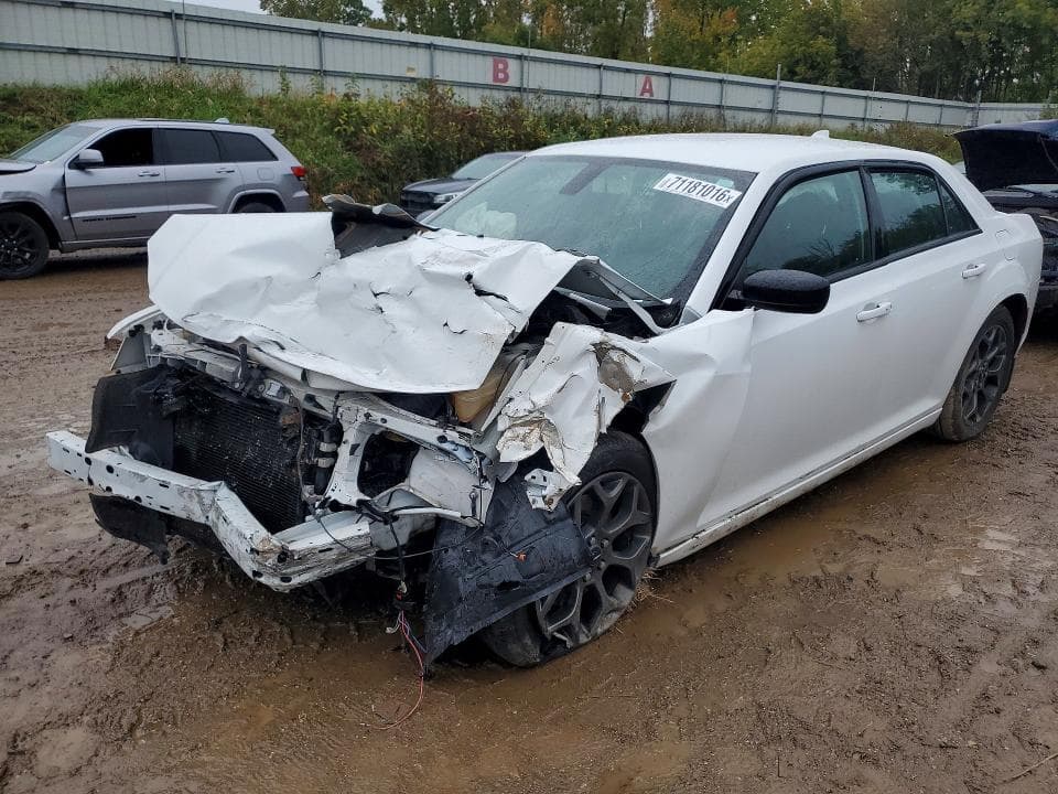 2018 CHRYSLER 300 TOURING - 1