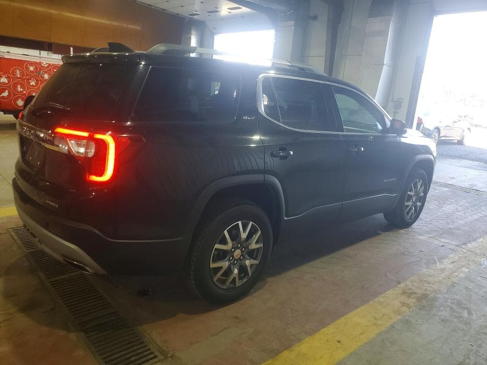 2023 GMC ACADIA SLT 3