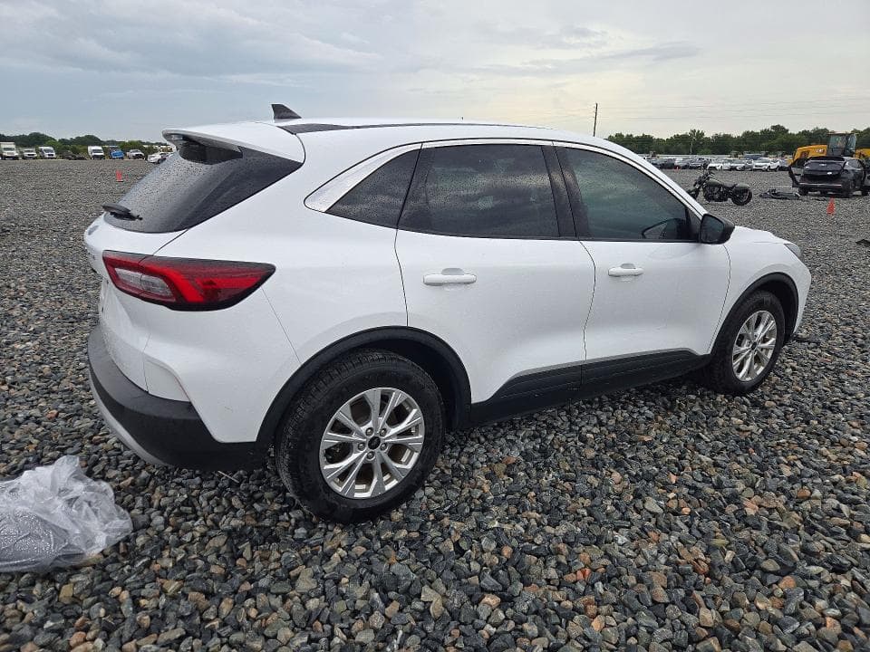 2024 FORD ESCAPE ACTIVE 3