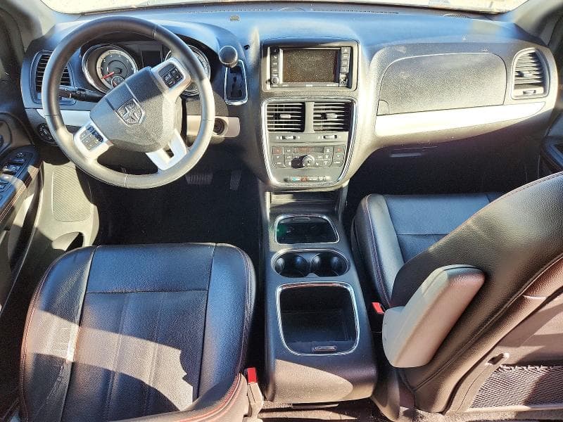 2017 DODGE GRAND CARAVAN GT 8