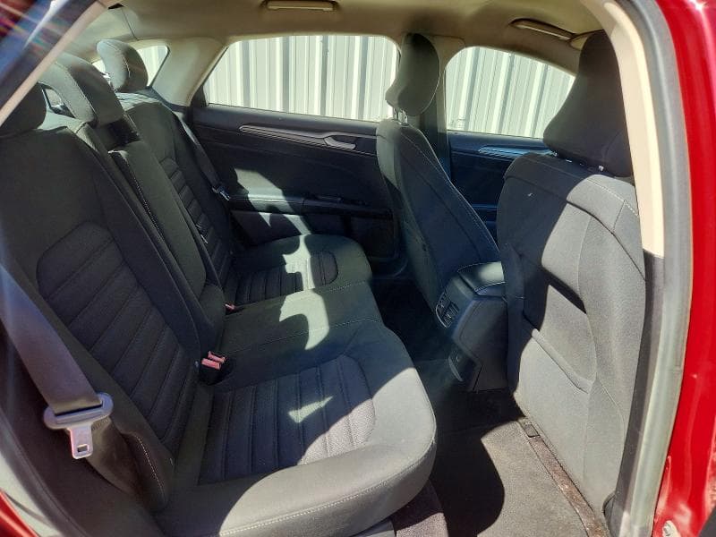 2017 FORD FUSION SE 10