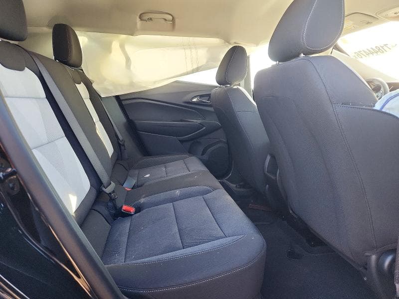 2025 CHEVROLET TRAX LS 10