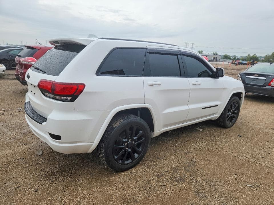 2021 JEEP GRAND CHEROKEE LAREDO 3