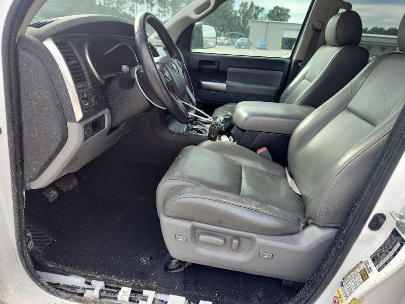 2021 TOYOTA SEQUOIA SR5 7