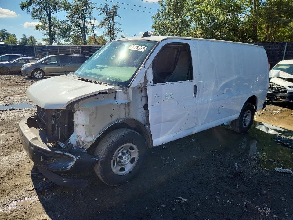 2017 CHEVROLET EXPRESS G3500 - 1