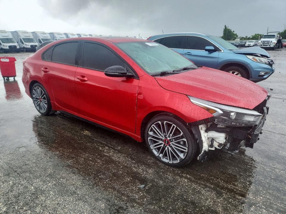 2023 KIA FORTE GT 4