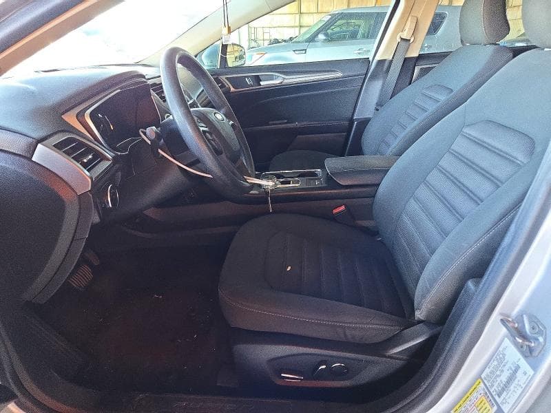 2017 FORD FUSION SE 7