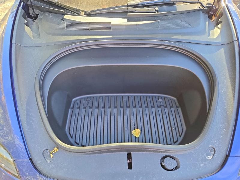 2024 TESLA MODEL 3 11