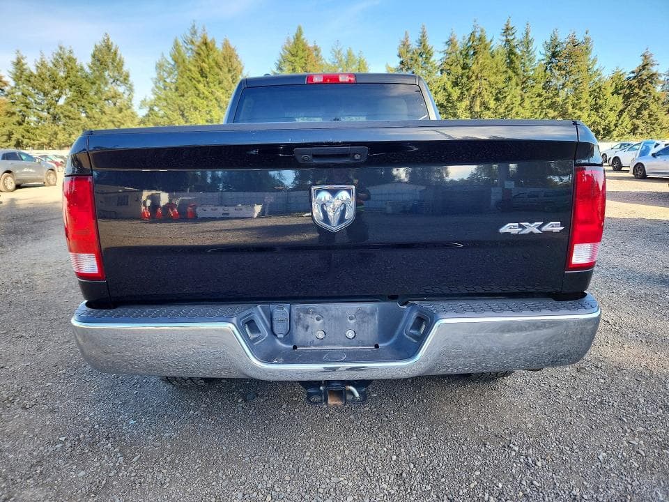 2017 RAM 1500 ST 6