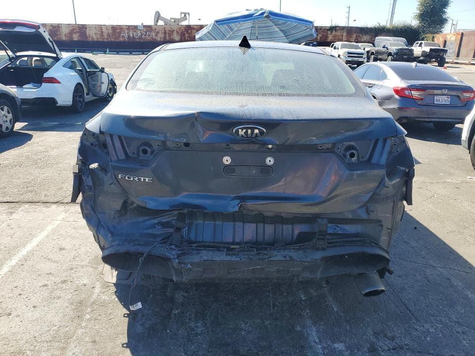 2019 KIA FORTE LXS 6