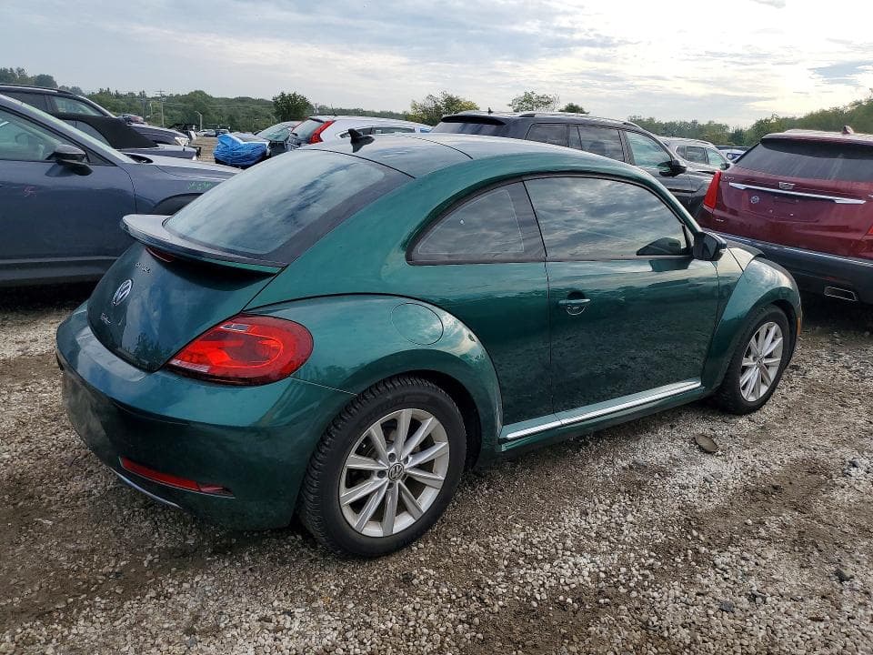 2017 VOLKSWAGEN BEETLE SE 3