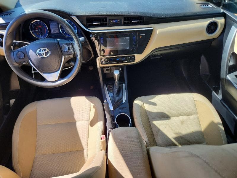 2017 TOYOTA COROLLA LE 8
