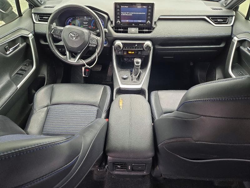 2020 TOYOTA RAV4 XSE 8