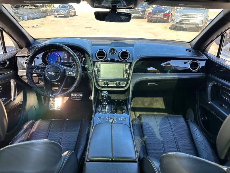 2017 BENTLEY BENTAYGA 7