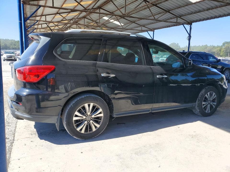 2017 NISSAN PATHFINDER SV 3