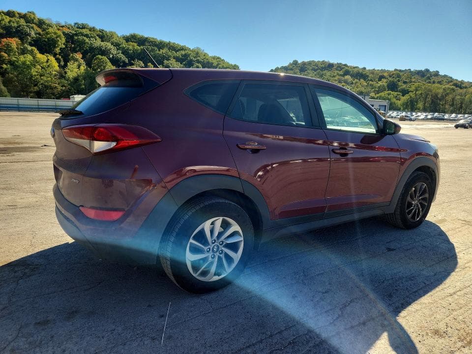 2018 HYUNDAI TUCSON SE 3