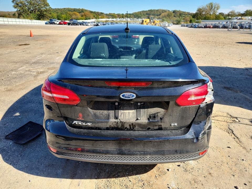 2017 FORD FOCUS SE 6