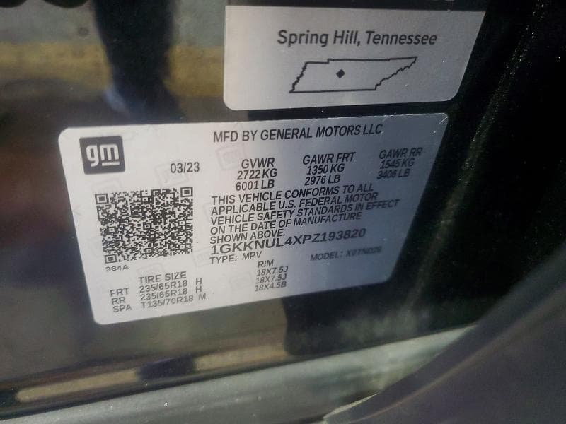 2023 GMC ACADIA SLT 13