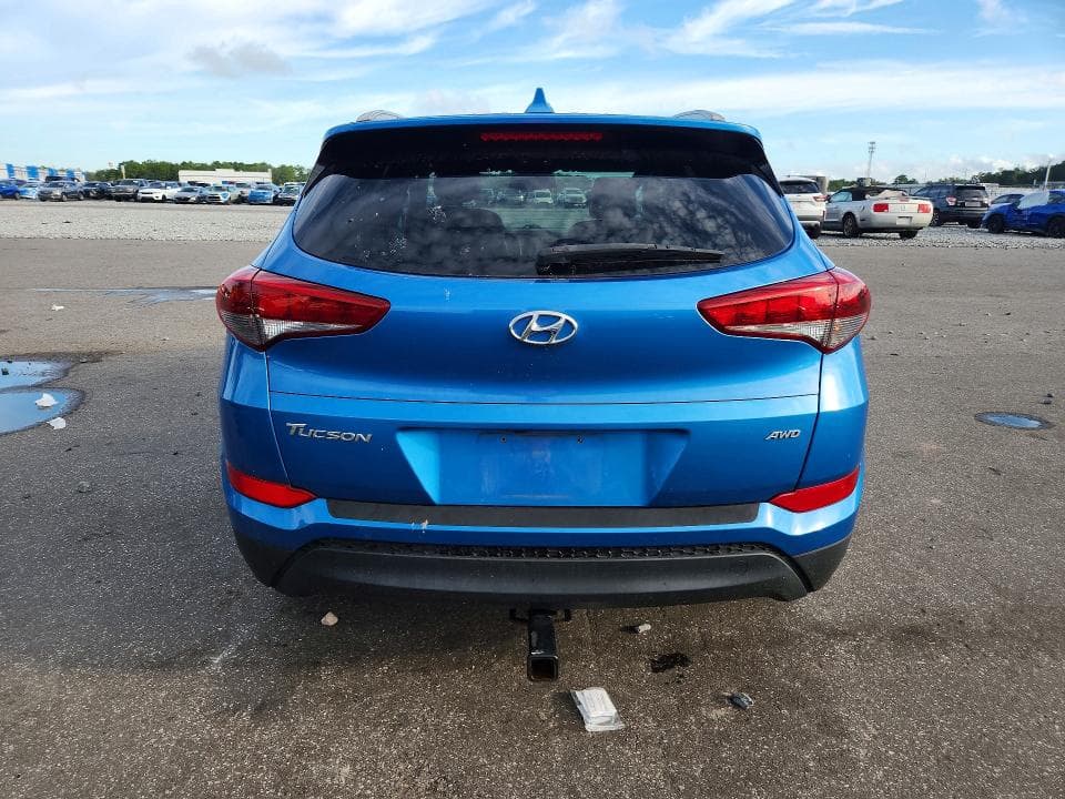 2017 HYUNDAI TUCSON SE PLUS 6