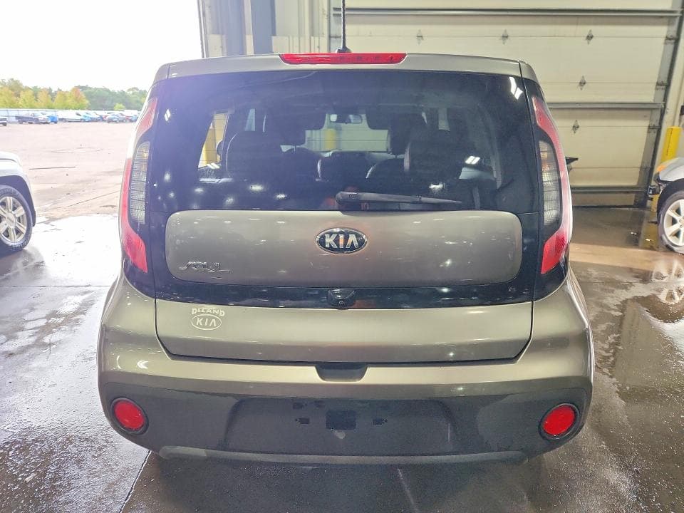2017 KIA SOUL BASE 6