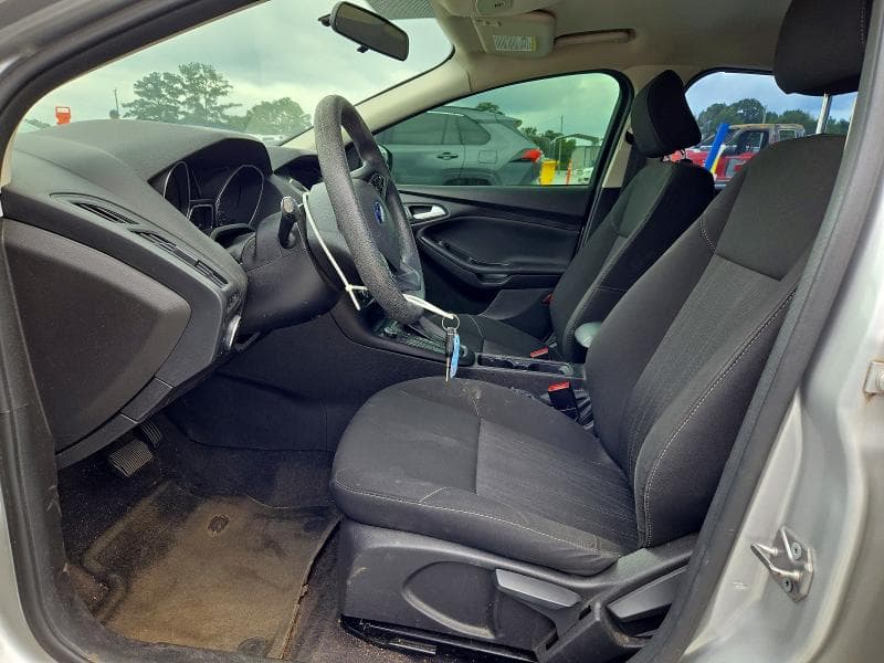 2017 FORD FOCUS SE 7