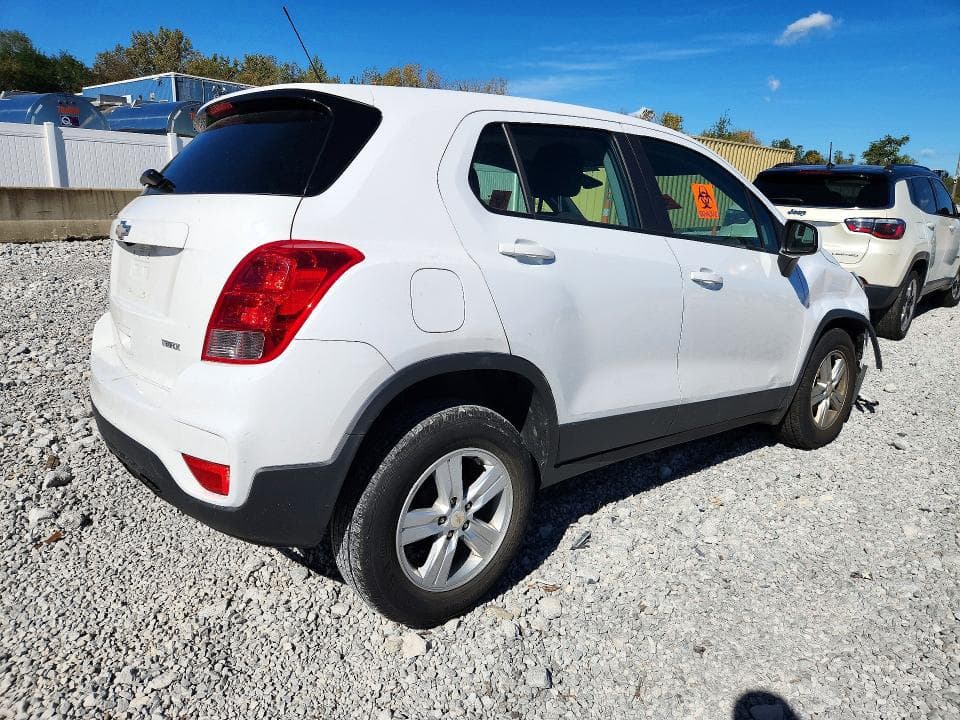2020 CHEVROLET TRAX LS 3