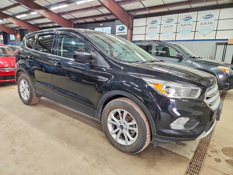 2019 FORD ESCAPE SE 4